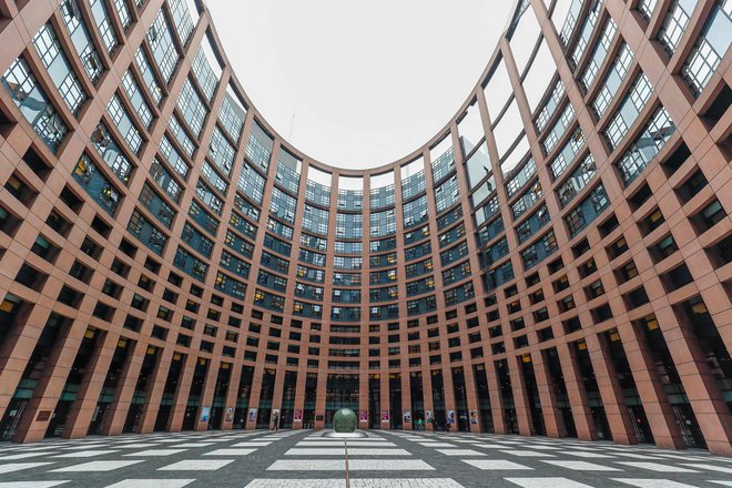 V Strasbourgu se začenja prvi vseevropski državljanski panel. FOTO: Julien Warnand/Afp