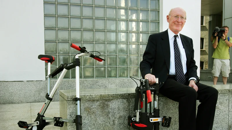 Fotografija: Sir Clive Sinclair julija 2006 FOTO: Adrian Dennis/AFP