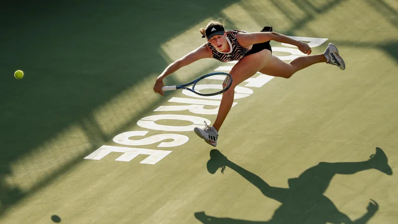 Fotografija: Kaja Juvan se je prebila v portoroški četrtfinale, tam jo čaka Tamara Zidanšek. FOTO: Matej Družnik