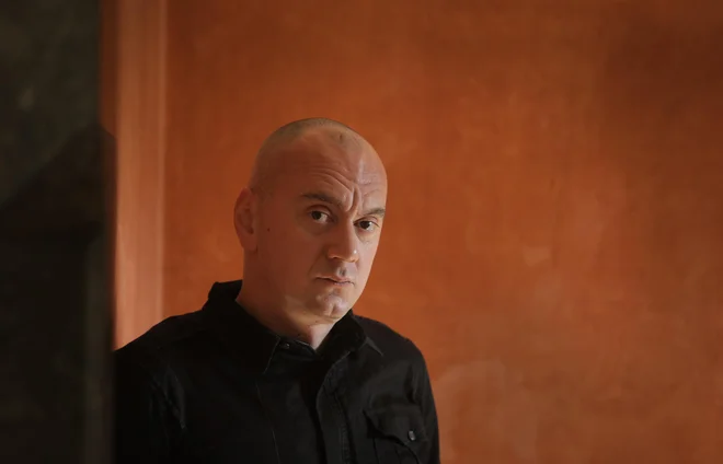 Goran Injac: »S tistim, kar počnete, zmeraj predstavljate določen sistem vrednot in to je tisto, kar je politično.« Foto Jože Suhadolnik
