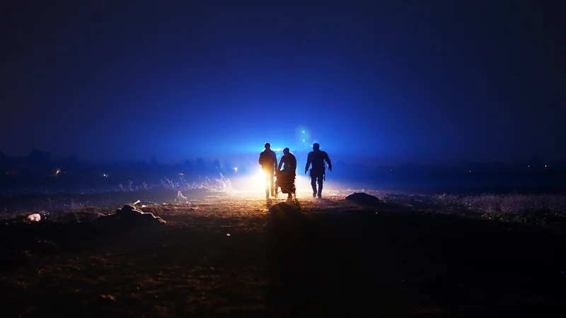 Fotografija: Varuh izpodbija zakonitost vračanja tujcev brez odločbe o vrnitvi. FOTO: Uroš Hočevar/Delo