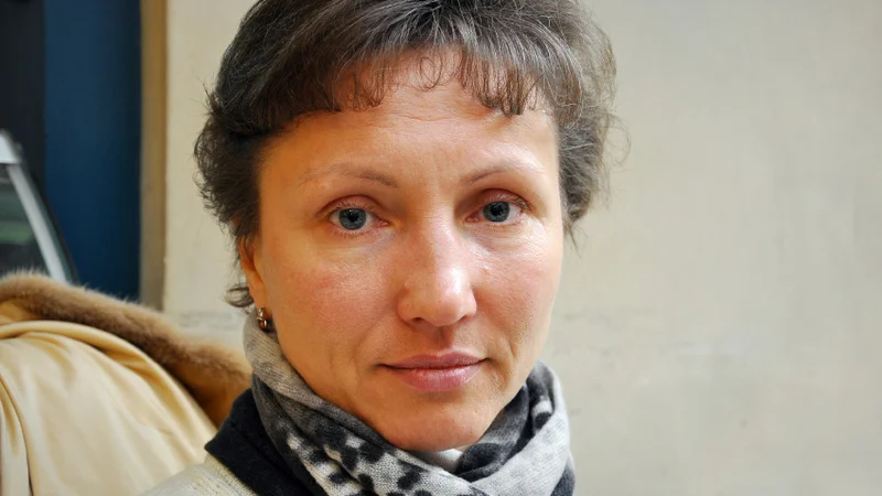 Fotografija: Intervju z Marino Litvinenko je nastal v majhni kavarni na Gloucester Roadu, kjer postrežejo z odličnim italijanskim kapučinom. Marina je dejala, da prav zato rada zahaja taj. FOTO: Branko Soban
