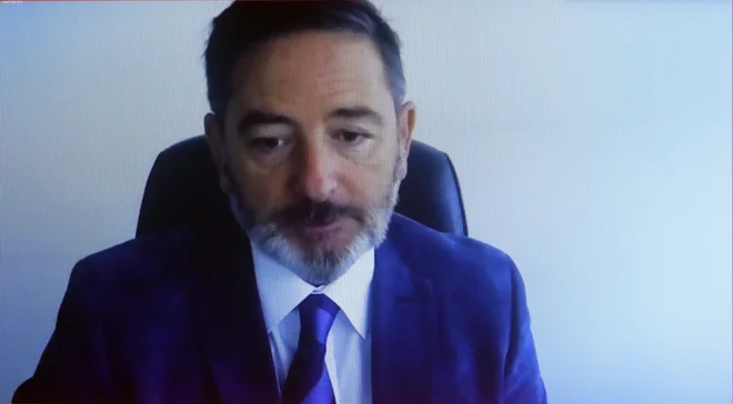 Osrednji govornik na konferenci Marco Marsella<strong>,</strong> vodja enote E-zdravje, dobro počutje in staranje v generalnem direktoratu Evropske komisije za komunikacijska omrežja, vsebine in tehnologijo (DG Connect). FOTO: Blaž Samec/Delo