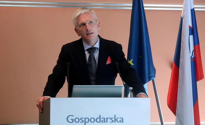 Prof. dr. Tadej Battelino, dr. med., s Pediatrične klinike v Ljubljani in predstojnik Katedre za pediatrijo na Medicinski fakulteti Univerze v Ljubljani. FOTO: Blaž Samec/Delo