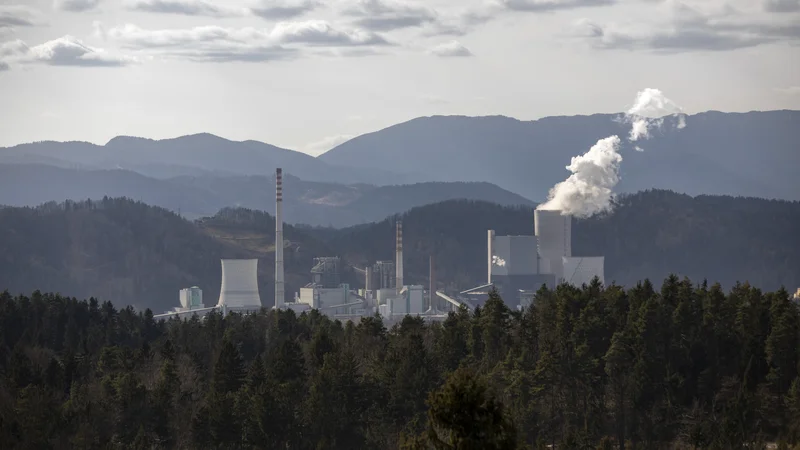 Fotografija: Predlog ministrstva za infrastrukturo je, da iz premoga izstopimo leta 2033, za Velenje je ta letnica povsem nesprejemljiva. FOTO: Voranc Vogel/Delo