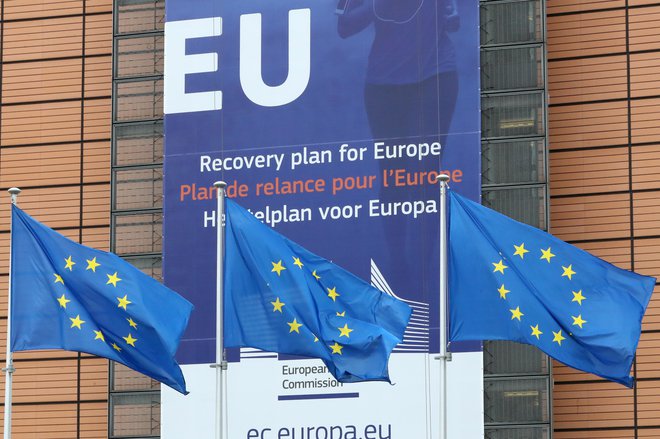 Evropska komisija si je zelo prizadevala, da bi netrajnostnost postala transparentna, vendar ta problem še vedno ni  rešen. FOTO: Yves Herman/Reuters