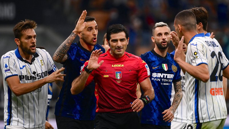 Fotografija: Poslastica na San Siru med Interjem in Atalanto v italijanskem nogometnem prvenstvu ni prinesla zmagovalca. FOTO: Marco Bertorello/AFP