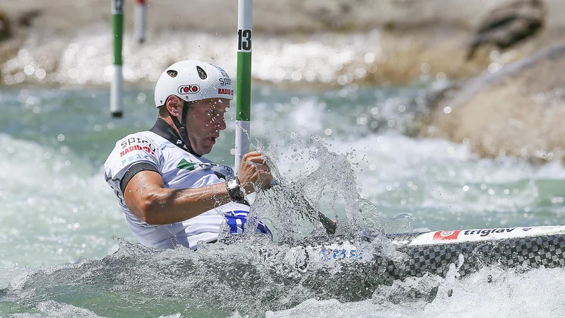 Fotografija: Benjamin Savšek tako kot pred dvema letoma razočaran zapušča svetovno prvenstvo. FOTO: Jože Suhadolnik/Delo