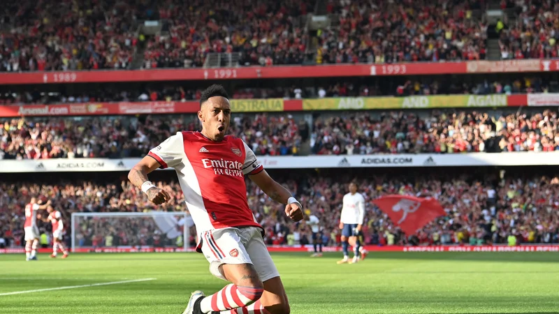Fotografija: Pierre-Emerick Aubameyang se je vpisal med strelce za Arsenal. FOTO: Ben Stansall/AFP