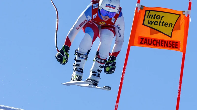 Fotografija: Corrine Suter med treningom v Zauchenseeju januarja 2020. FOTO: Matej Družnik