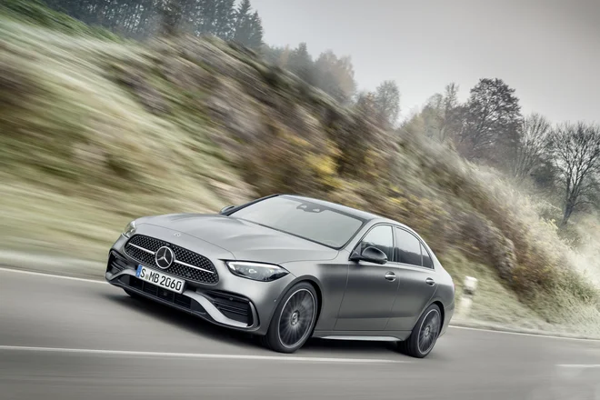 Novi razred C utrjuje položaj najbolj zaželenega med &raquo;zvezdniki&laquo; in ponovno navdušuje množice zadovoljnih uporabnikov. FOTO:&nbsp;Mercedes-Benz AG