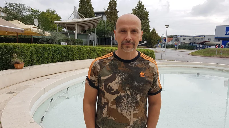 Fotografija: 888 oddaj V nedeljo ob dveh je že pripravil Stanković. Zaradi osebnega razloga ni odpovedal niti ene. FOTO: Dejan Vodovnik/Delo