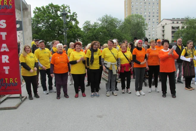 Velenjčanke na startu Teka starejših. FOTO: Hinko Jerič