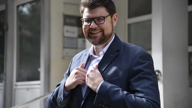 Predsednik SDP Peđa Grbin je med kladivom in nakovalom različnih struj v lastni stranki. FOTO:&nbsp;Damir Krajač/Cropix