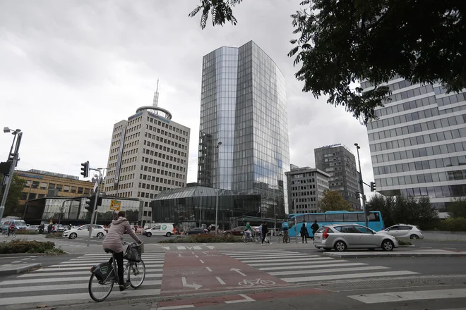Hotel Atower, ki ga gradi Zlatarna Celje, naj bi imel pet zvezdic in več kot 360 sob. FOTO: Leon Vidic/Delo