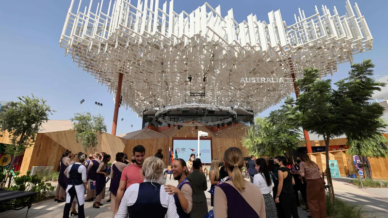 Fotografija: Expo bo v Dubaju potekal do konca marca prihodnje leto. Na fotografiji avstralski paviljon. Foto Karim Sahib/ AFP