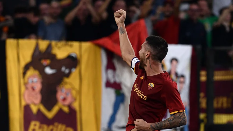 Fotografija: Kapetan Rome Lorenzo Pellegrini, ki je izpustil nedavni poraz na derbiju z Laziem, se je v ekipo vrnil z golom. FOTO: Filippo Monteforte/AFP
