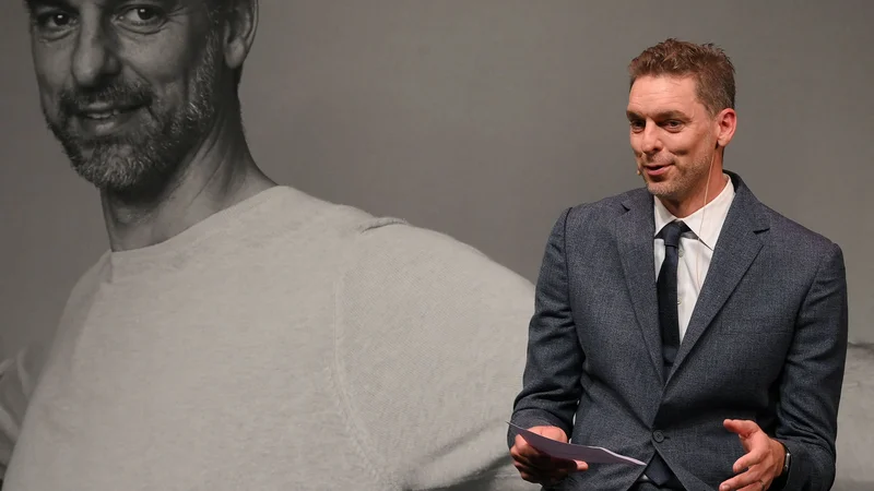 Fotografija: Pau Gasol med poslovilno novinarsko konferenco. FOTO: Lluis Gene/AFP