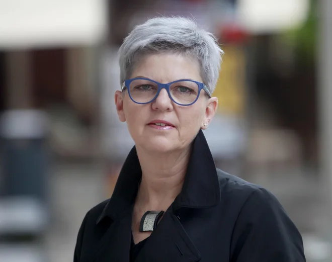 Mirjam Drnovšček je zadnjih deset let vodila Prešernovo gledališče Kranj. FOTO: Roman Šipić/Delo