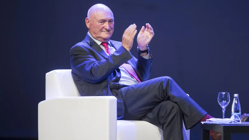 Fotografija: Branko Roglić je včeraj v Cankarjevem domu predstavil knjigo o svoji življenjski in poslovni poti. Foto Jure Eržen