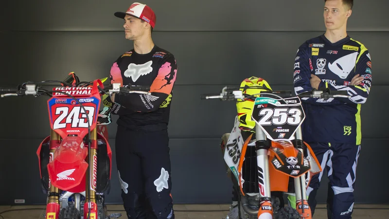 Fotografija: Tim Gajser (na fotografiji levo) in Jan Pancar bosta z Jako Peklajem nastopila v Franciji. FOTO: Jure Eržen