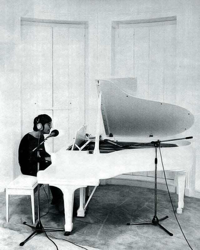 Imagine so posneli maja 1971. FOTO: promocijsko gradivo