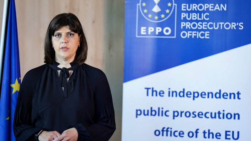 Fotografija: Glavna evropska tožilka Laura Kövesi je že opozorila, da je v Sloveniji nastala »tožilska vrzel«, saj tožilstvo ne more opravljati svojega dela. FOTO: Kenzo Tribouillard/Afp