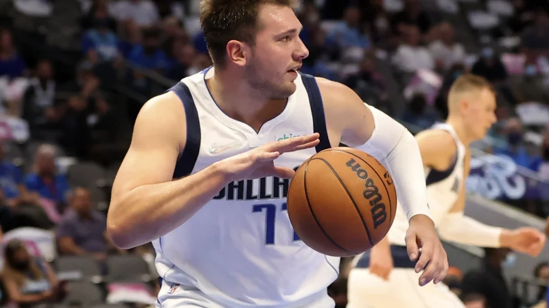 Fotografija: Luka Dončić je v slabih 18 minutah pripravljalne tekme proti LA Clippers prispeval 14 točk. FOTO: Kevin Jairaj/USA Today Sports