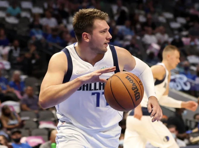 Luka Dončić je v slabih 18 minutah pripravljalne tekme proti LA Clippers prispeval 14 točk. FOTO: Kevin Jairaj/USA Today Sports