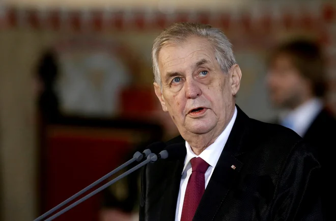 77-letnega Zemana so v začetku septembra po osmih dneh odpustili iz bolnišnice, kjer je bil na zdravljenju. FOTO: David W Cerny/Reuters