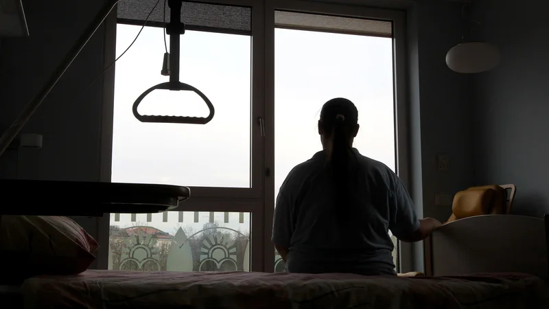 Fotografija: S paliativno oskrbo je zagotovljeno kakovostno življenje vse do njegovega konca. Foto Tomi Lombar