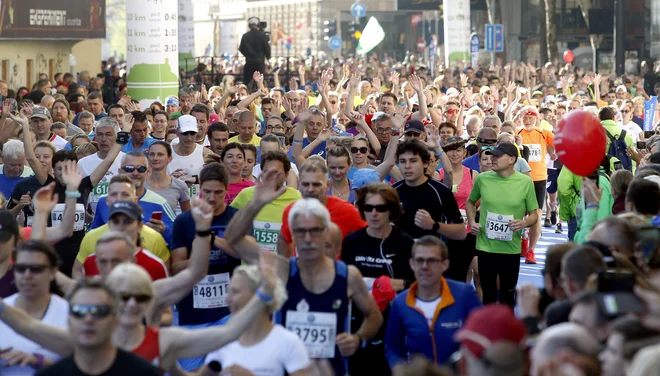 Slovenija, Ljubljana, 27.10.2019. Ljubljanski maraton. Start teka na 21 in 42 kilometrov. FOTO: Roman Šipić