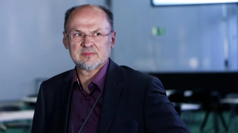 Fotografija: Jelku Kacinu bo pomagal Andrej Šter. FOTO: Suhadolnik Suhadolnik/Delo