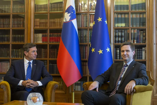 Pomenljivo je, da je, ko gre za zaupanje, oktobra 2021 predsednik državnega zbora prehitel predsednika republike. Podatek je toliko bolj presenetljiv, če vemo, da je državni zbor institucija z najnižjo stopnjo zaupanja. FOTO: Voranc Vogel/Delo

