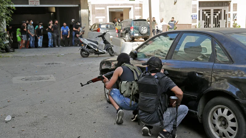 Fotografija: Ulice Bejruta prejšnji teden. FOTO: Anwar Amro/AFP