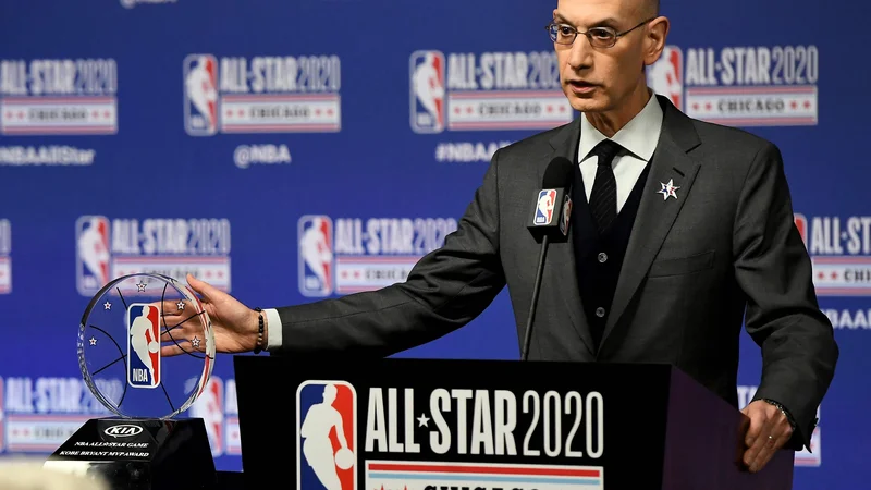 Fotografija: Pvi mož NBA Adam Silver upa, da se bo že zdaj visok odsototek cepljenih košarkarjevev še povečal. FOTO: Stacy Revere/AFP