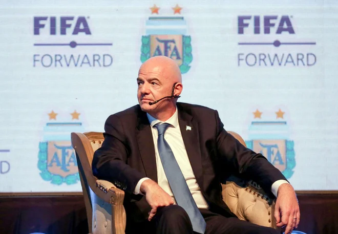 Gianni Infantino (na fotografiji) je spregovoril v argentinskem nacionalnem nogometnem centru v Ezeizi. FOTO: Tato Pagano/AFP
