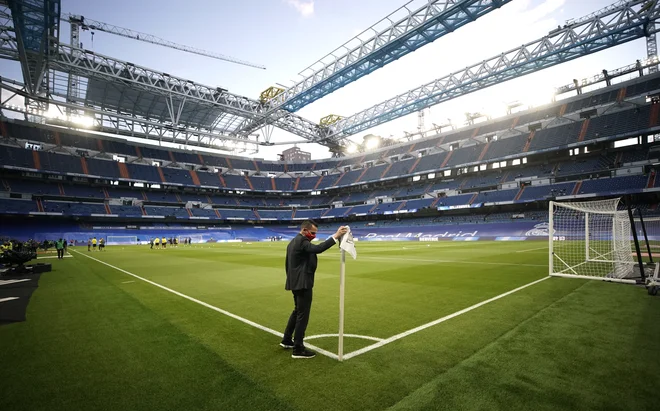 Štadion madridskega Reala Santiago Bernabeu. FOTO: Juan Medina/Reuters
