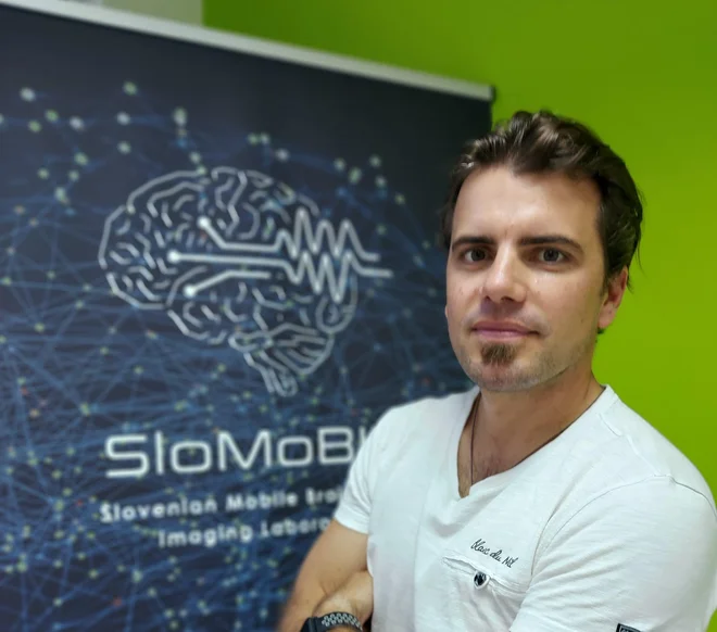 V raziskavah se bodo osredotočili na bolnike s parkinsonovo boleznijo, pojasnjuje dr. Uroš Marušič, vodja projekta. FOTO: SloMoBIL

