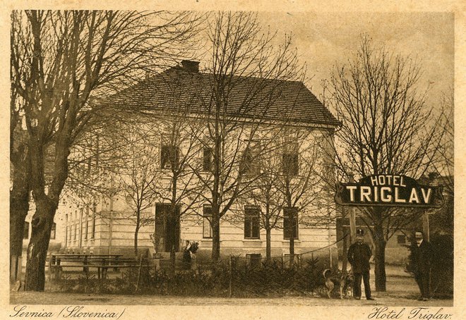 Hotel Triglav je bil središče družabnega dogajanja v Sevnici. FOTO: Zgodovinski arhiv Celje

