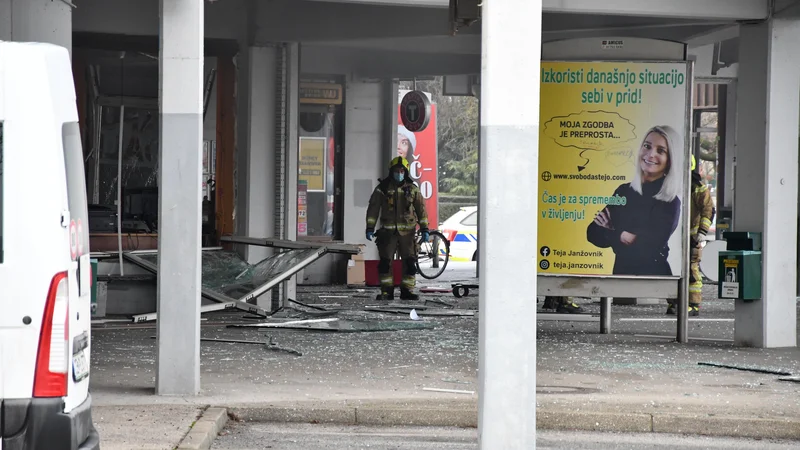 Fotografija: V januarski eksploziji plina na celjski avtobusni postaji so bili poškodovani trije ljudje. FOTO: Tilen Križnik
