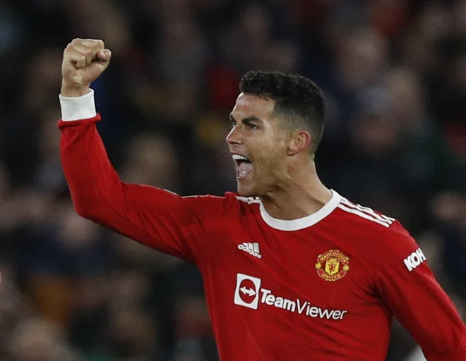 Cristiano Ronaldo že dirigira rdečim vragom. FOTO: Phil Noble/Reuters

