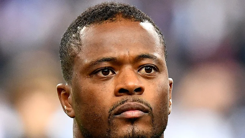 Fotografija: Patrice Evra na družbenih omrežjih že več let blesti z objavami, ki so polne smeha, a v ozadju se je ves ta čas skrivala tudi velika bolečina. FOTO: Franck Fife/AFP
