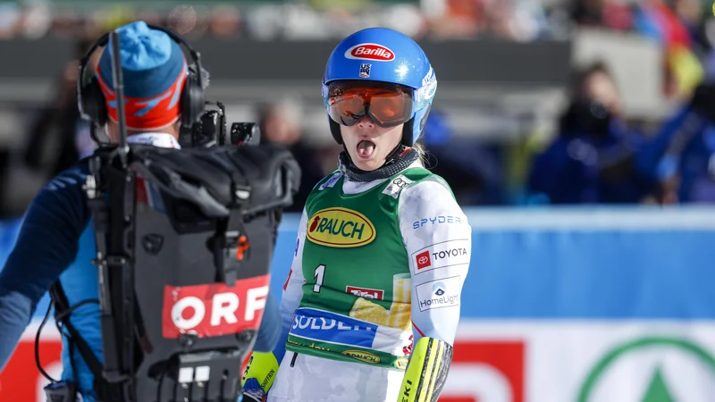Fotografija: Mikaela Shiffrin je še enkrat ugnala celotno svetovno elito. FOTO: Matej Družnik/Delo