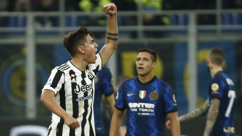 Fotografija: Paulo Dybala proslavlja gol za remi. FOTO: Alessandro Garofalo/Reuters