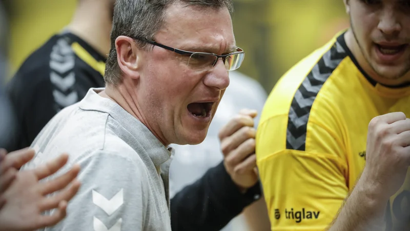 Fotografija: Zoran Jovičić ni mogel biti zadovoljen z obrambo Velenjčanov. FOTO: Uroš Hočevar