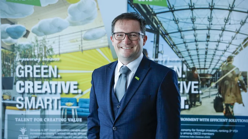 Fotografija: Podjetja z bolj oddaljenih trgov Slovenijo vse bolj prepoznavajo kot izvrstno vstopno točko na evropski trg, pravi Tomaž Kostanjevec, direktor Spirita Slovenija. FOTO: Jože Suhadolnik/Delo