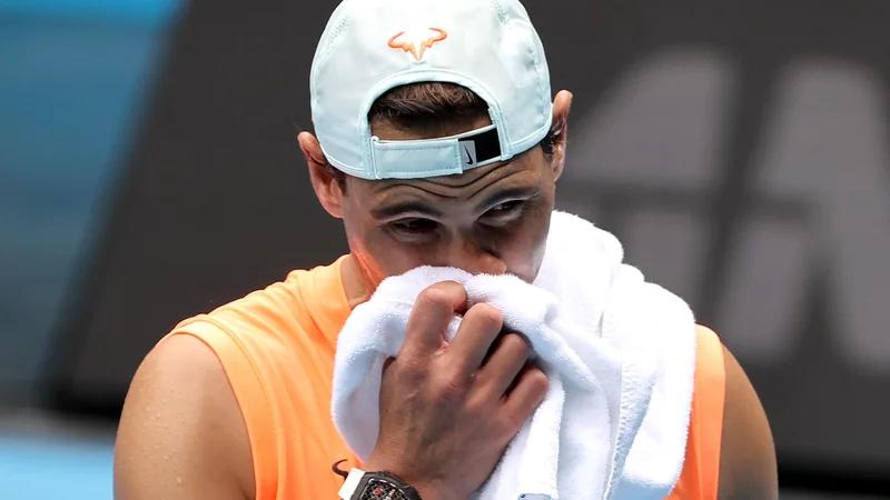 Fotografija: Rafael Nadal načrtuje, da se bo prihodnji mesec udeležil turnirja v Abu Dabiju. FOTO: David Gray/AFP