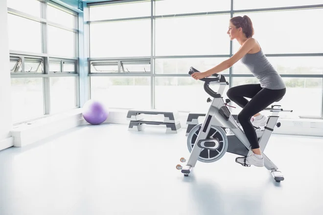 Program je pripravljen za povečanje anaerobne zmogljivosti in vzdržljivosti, saj si med visoko intenzivnimi intervali telo nakopiči veliko anaerobnih metabolitov. FOTO: Shutterstock
