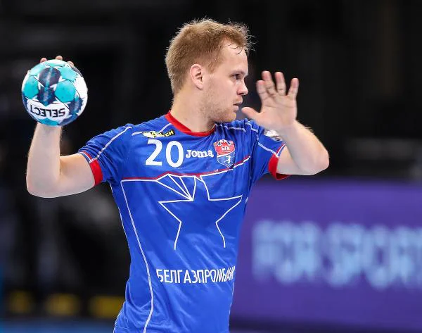 Staš Skube ima v Belorusiji različni sezoni. FOTO: EHF